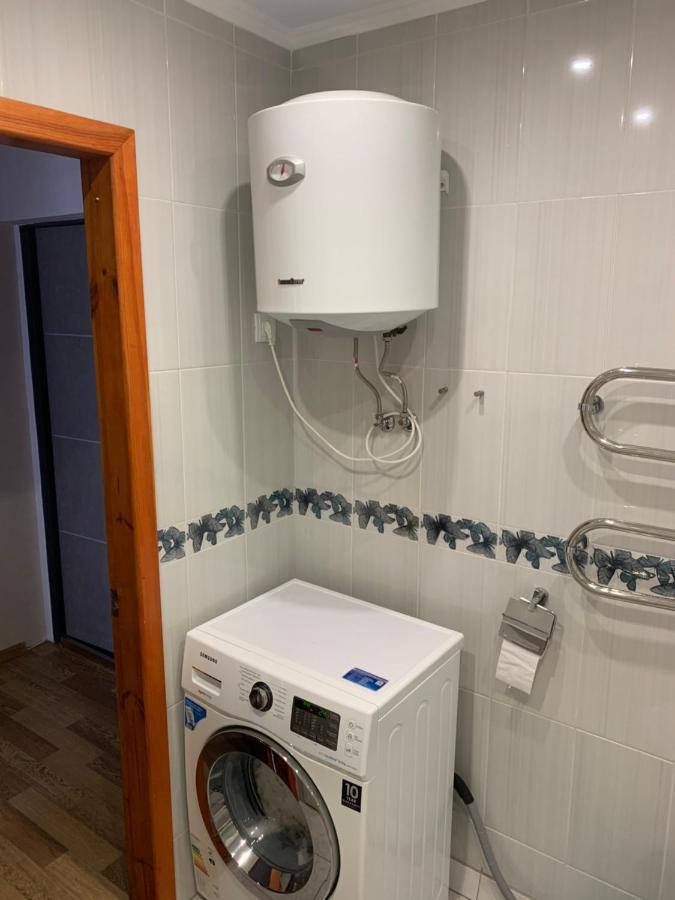 Апартаменты Возле Днепра Tjerkasy Exteriör bild